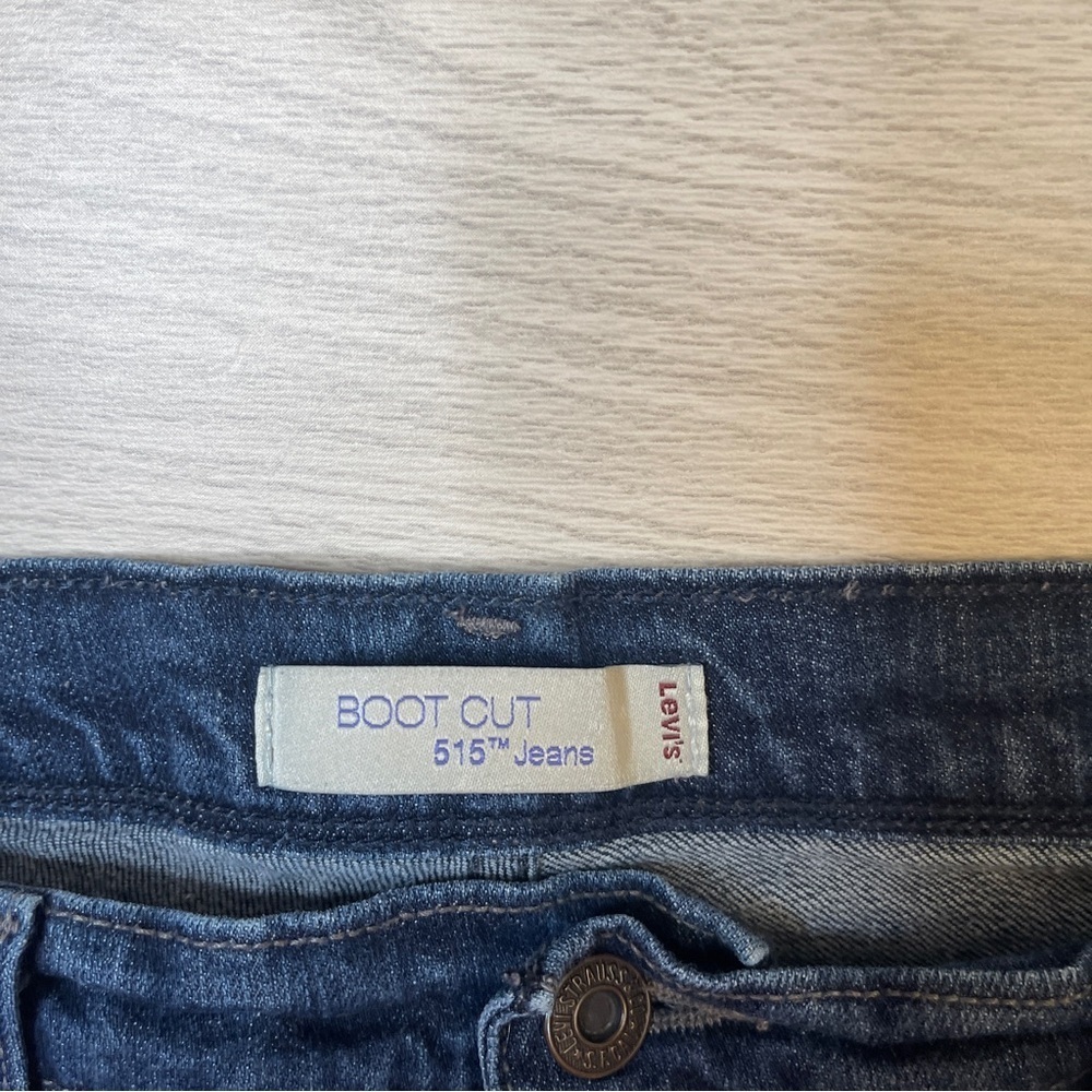 Levi’s 515 Bootcut Dark Wash Blue Denim Midrise Jeans Women’s Size 12M - Picture 4 of 14